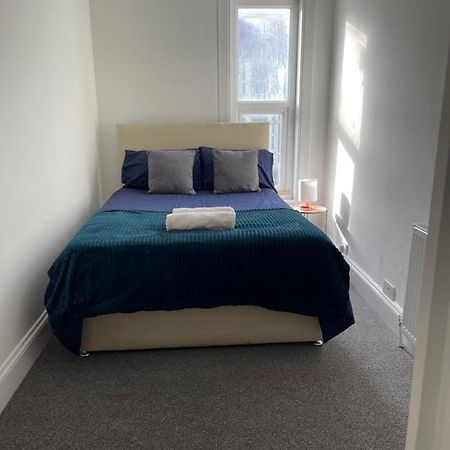 Room In Gloucester Road 4 Bristol Luaran gambar