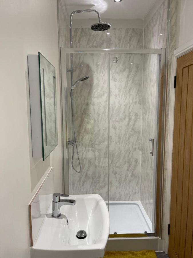 Room In Gloucester Road 4 Bristol Luaran gambar